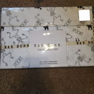 Rae Dunn twin size halloween sheet set nwt